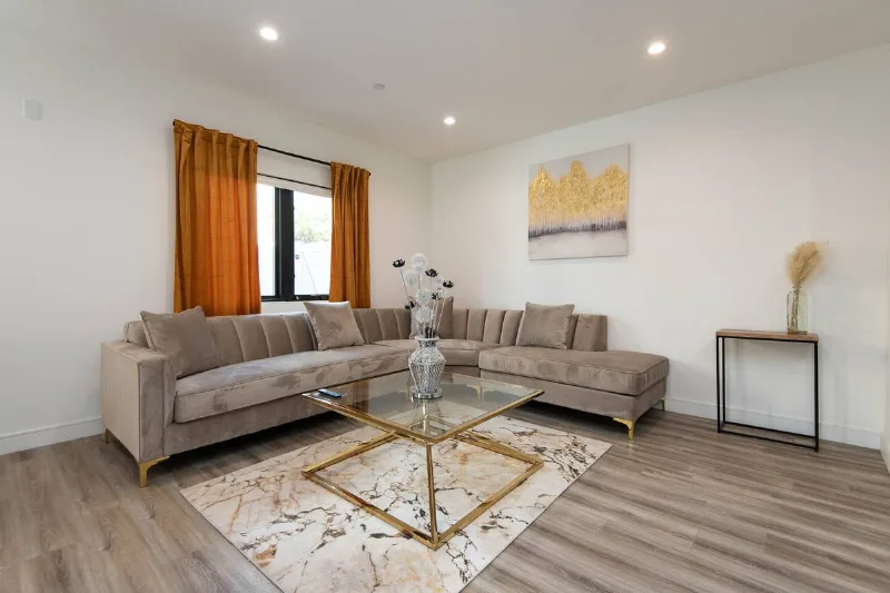 Spacious and Stylish 3BR/2BA Apartment + Parking
